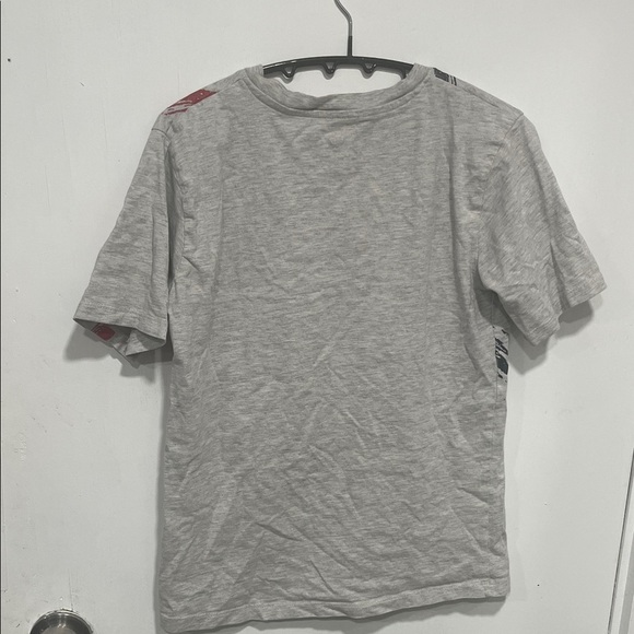 NFL Gray T-Shirt with Patriots Logo Size Medium - Picture 3 of 5